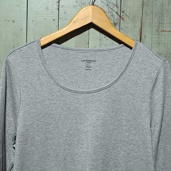 Liz Claiborne long sleeve tee - Picture 6 of 6